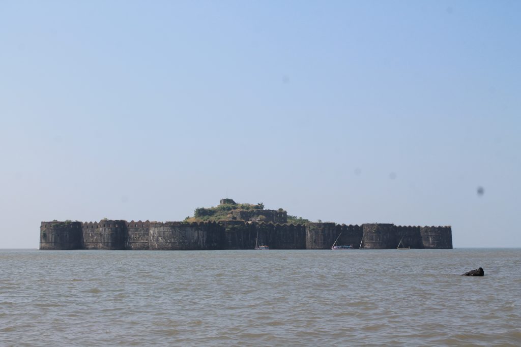 murud janjira fort - best historical places in maharashtra